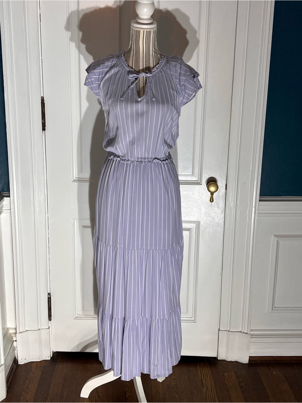 Light blue stripe old navy small maxi dress cottagecore long women’s D468